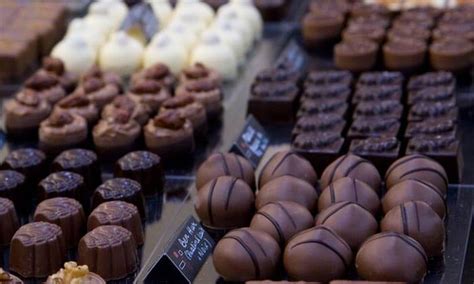 Vegan and Dairy-Free Chocolate: Finding the Best Options on the Market